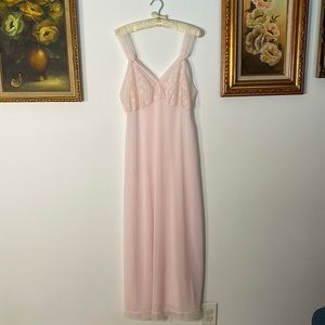 Vintage lingerie nighty